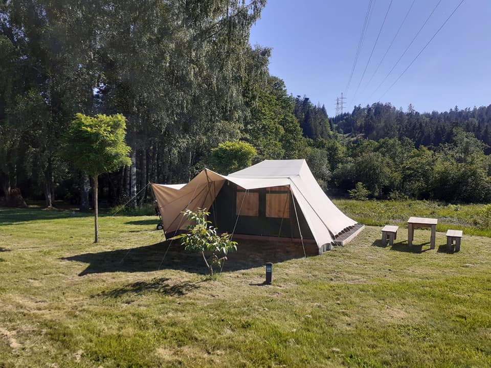 Camping Les Trexons Huur tent Vergrote Zilvermeeuw